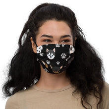 Cargar imagen en el visor de la galería, Black Cat And Bone Face mask - Pets R Kings