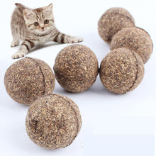Cargar imagen en el visor de la galería, Cat Natural Catnip Treat Ball - Pets R Kings